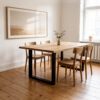 Table à manger en chêne avec pieds de table rectangulaires noirs, 70 × 72 cm